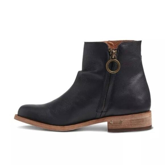 BEEK Quail Leather Ankle Boot NWOT - Picture 1 of 13
